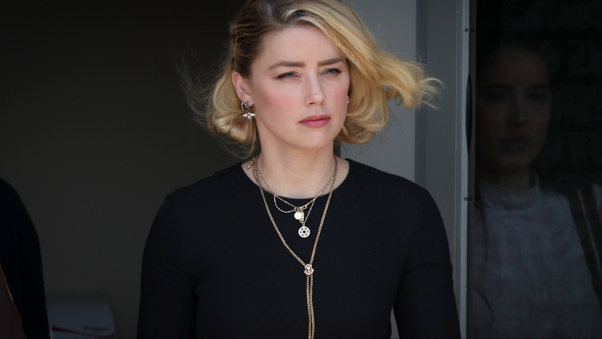 amber-heard-new-life-in-spain