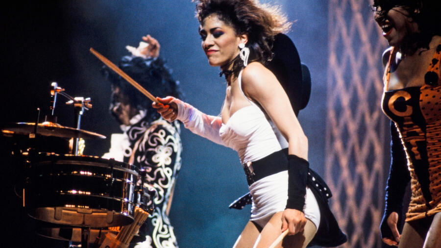 Sheila E. Performing