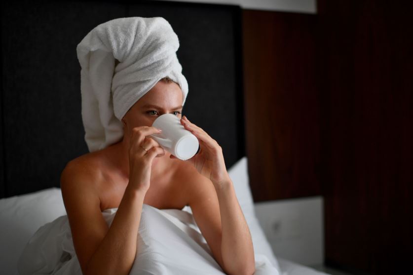 15 Bedtime Drinks That Can Help You Lose Weight Naturally