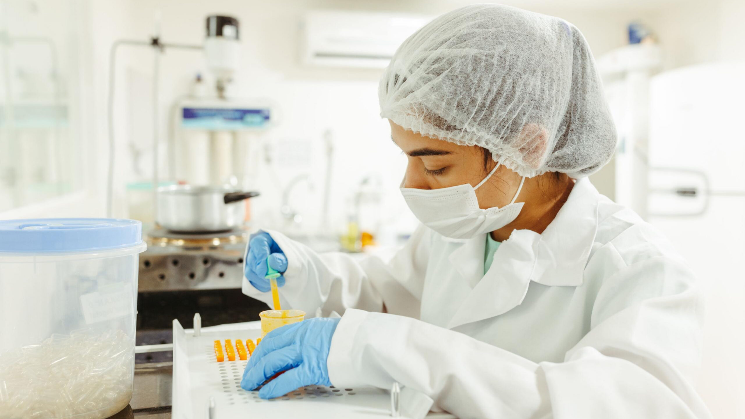 GMP Cell Therapy: USC Team Builds Renewable Cancer Fighters